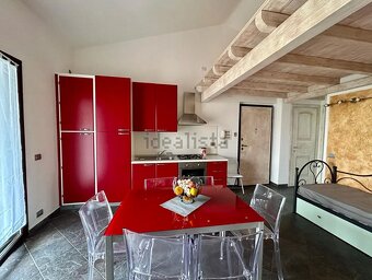 Sardinie malebné severní pobřeží prodej bytu 2+kk - 4