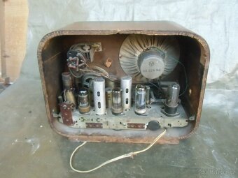 Exportní rádio Tesla 409U-2a a Tesla 405 U - 4