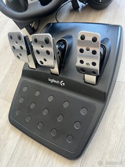 Logitech G29 + shifter - 4