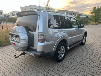 Mitsubishi Pajero 3.2 DI-D manuál, DPH - 4