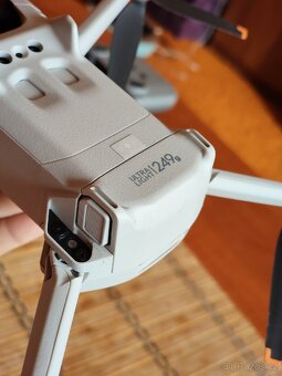 DJI Mini 3 dron - 4