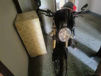 MV Agusta Brutale 750S - 4