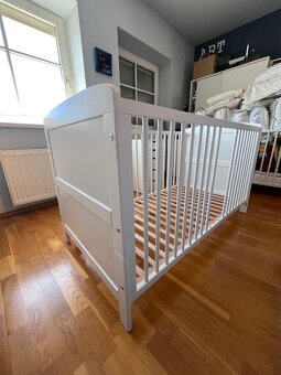 DĚTSKÁ POSTÝLKA - 4