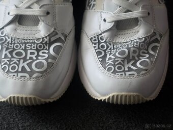 MK tenisky 9M 40 - 4