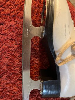 Dívčí lední brusle - 4