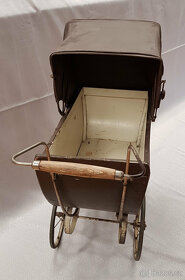 Starožitný retro kočárek pro panenky - 4