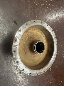 Predám brzdový buben - predný stred kola JAWA 550 - 4
