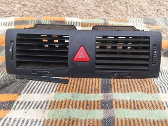 Prodám průduchy topení Fabia 1 - 4