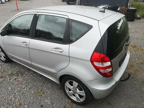 Mercedes Benz A 180 Elegance - 4