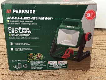 Aku LED reflektor Parkside - 4