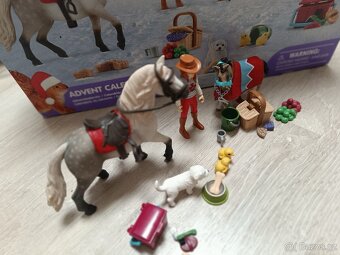 Schleich 98642 Adventní kalendář 2022 koně - 4