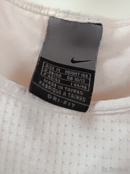 Sportovní šaty dri-fit, NIKE M-L , na tenis atd.. - 4