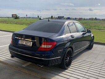 Mercedes Benz C 350 4MATIC V6 Benzín - SEDAN W204 FACELIFT - 4