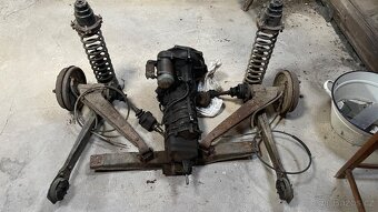 Zadní vlečná náprava Škoda 130-136 převodovka - 4