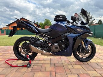 Suzuki GSX-S 1000 GT - 4