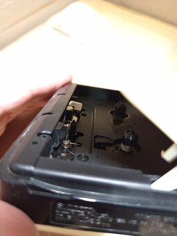 SONY WALKMAN WM B-10 - 4
