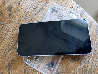 Iphone 12 - 4