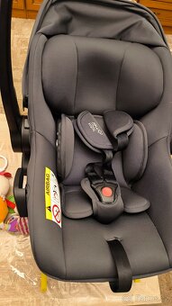 Britax safe core + isofix základna - 4