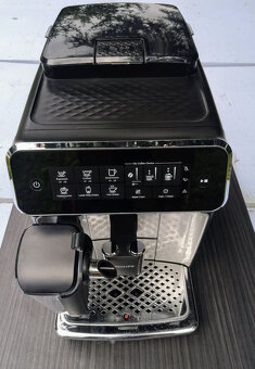 Kávovar Philips Series 3200 LatteGo EP3246/70 - se zárukou - 4