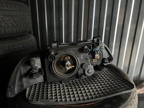 Světla BMW 5 e39 - 4