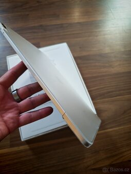 iPad Air 13 WiFi 128 GB - TOP STAV V ZARUCE - 4