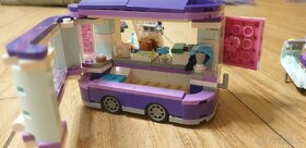Lego friends 41332 Emma a umělecký stojan - 4