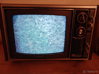 SONY KV - 1300E  VINTAGE COLOR TV - SONY TRINITRON - 4