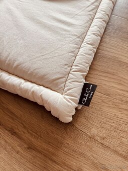 Krémová podložka na hraní Tami - 4