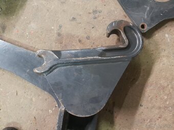 Konzole Stoll na Case JX - 4