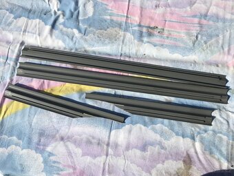 BMW E34 vnitřní prahové lišty - šedé - 4