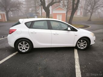 Opel Astra 1,7 DT - 4