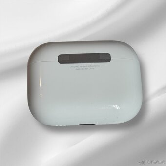 Apple AirPods Pro 3 (MFHP4ZM/A) - 4