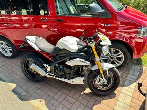Triumph Speed Triple 1050 R - 4
