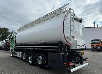 VOLVO FH540 8x2 - obilní silo 35000 lit. - 4