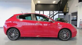 2011 Alfa Romeo giulietta 1750 tbi 173kw - 4