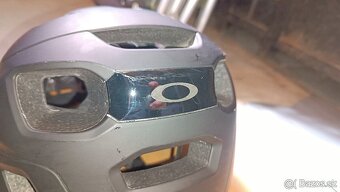 Prilba OAKLEY DRT 3 - 4