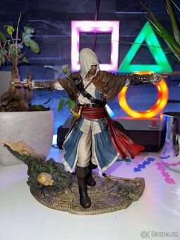 Assasins Creed 4 Black Flag Edward Kenway a Černovous - 4