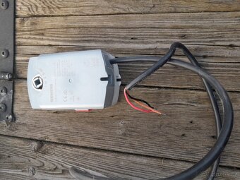 Vzduchotechnická jednotka VEKA 350 EC - 4