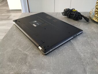 Asus VivoBook S550CA - 4