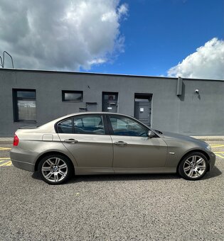 Prodam bmw 318i e90 95kw rv. 2007 - 4