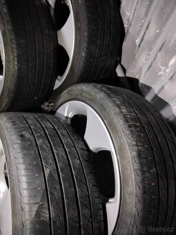 4ks alu disky orig. VW 5x112 r18 pneu 225/40 r18 - 4