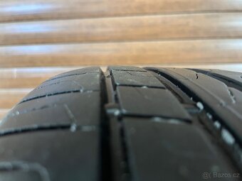 Pirellli 215/55 r17 letní - 4