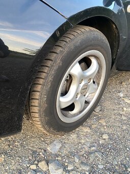 Ford fiesta 1,3 lpg - 4