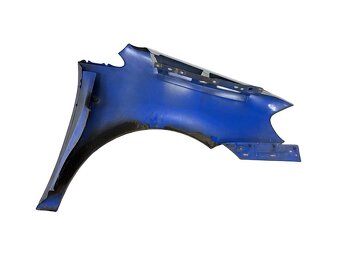 Levý blatník stříbrná metalíza LA7W VW Caddy 2k r.v. 2008 - 4