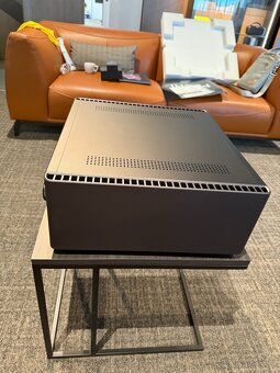 MICHI X5 - Referenční Stereo zesilovač - 4