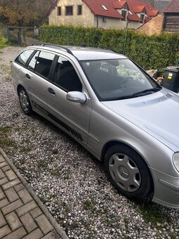 Mercedes Benz 220CDI - 4