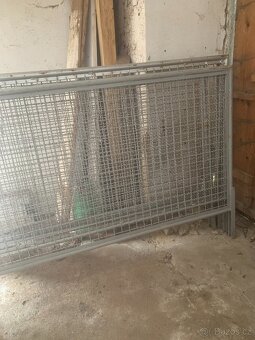 Prodám plotový díl mám 10 ks vhodné na plot - 4