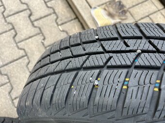 4x plechové disky 5x100 R15, zimní pneu 90% - 4