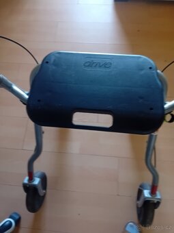 Chodítko pro seniory - 4