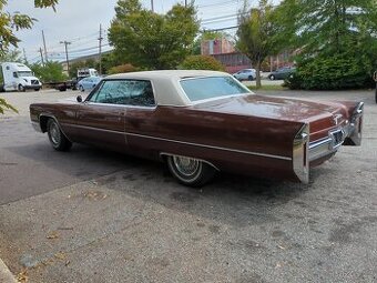 Cadillac Coupe deVille 1966 - 4